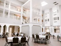 Findlay Inn and Conference Center Hotels in Findlay