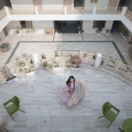 Shri Thakur Ji Niketan Near ISKCON Vrindavan