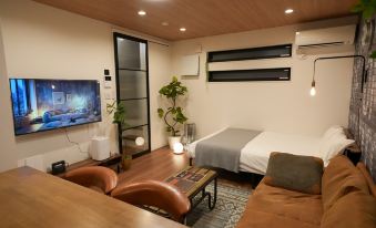 Garage House Hotel Ishiuchi Base