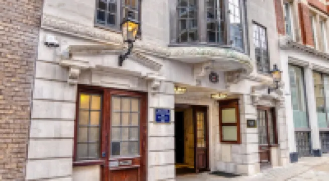 Hub By Premier Inn London Farringdon - Old Bailey Hoteles cerca de Calle Fleet Street
