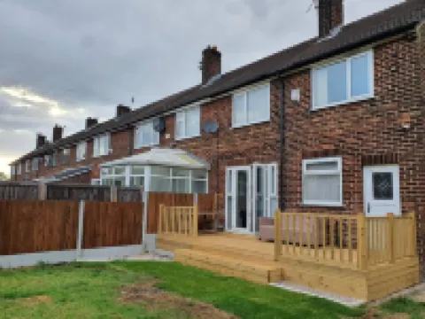 Spacious 3Br - Nr Clifton Train Station 510Min Walk - Garden & Free Parking Hotels in Clifton