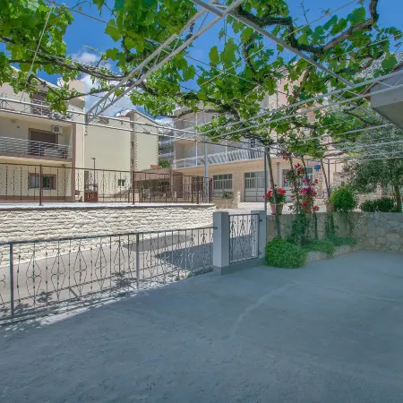 Apartment Anica