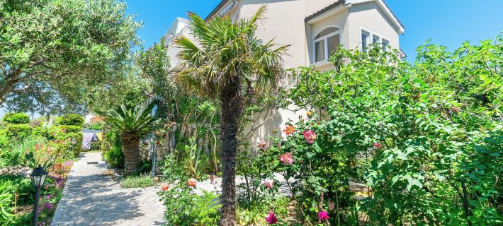 Apartments Rada i Stanislav Ξενοδοχεία στην πόλη Rab