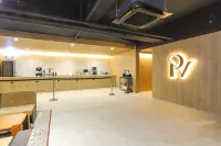 POVERTA HOTEL - 朝食