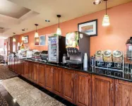 Comfort Suites Dulles Airport - Breakfast