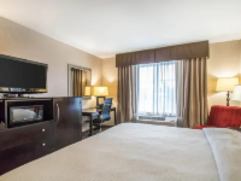 Clarion Inn Elmhurst - Oak Brook Near I-88 I-290 I-294 Hotels in Elmhurst