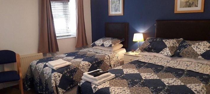 Bed and Blueberry Two Bed Suite for 2,3, 4 People Own Facilities Hotels in Douglas