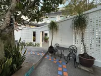 Baan Suksiri Hotel - Inns