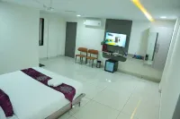 호텔 플라마운트 하이테크 시티  호텔