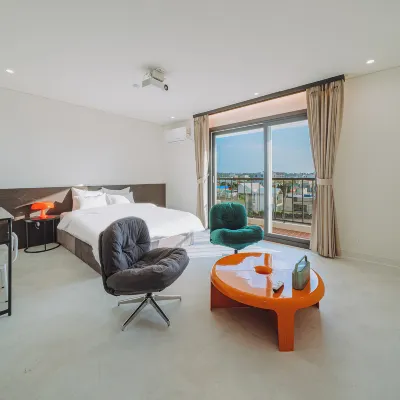 Jeju Geumneung Inn Hotel dekat Kebun Binatang Raon