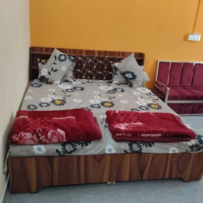 Kaku's Krishnabagh palace