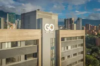 Go Living Suites - 1015 Các khách sạn ở 