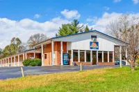 Hotel O Relax Inn Lewisburg near I-64 - 애견동반
