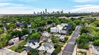 Govalle Glow by Avantstay East Austin Retreat Firepit Near Downtown + Nightlife - Country Houses