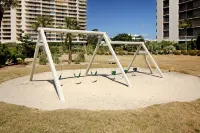 Amazing SouthTower 2Br/2BAcondo in Ocean Creek Resort! Large Patio/Beach Locker!