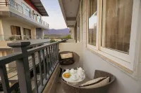 The Neeraj Ganga Paradise with Ganga View