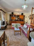 Tinas House