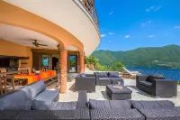 Villa Isola Verde - Homestays