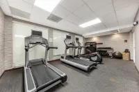 Comfort Inn & Suites - Gym
