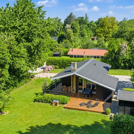 "Hasti" - 700m from the Sea