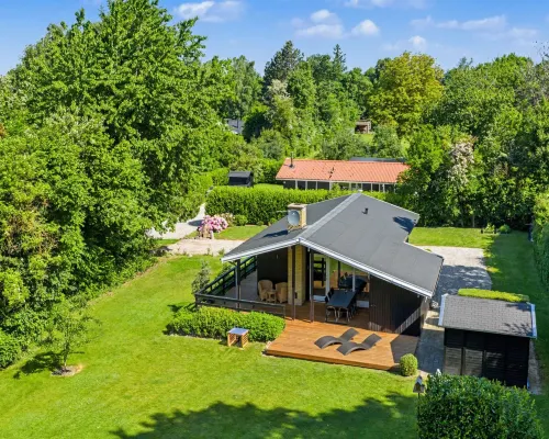 "Hasti" - 700m from the Sea Hotels in Tranekaer