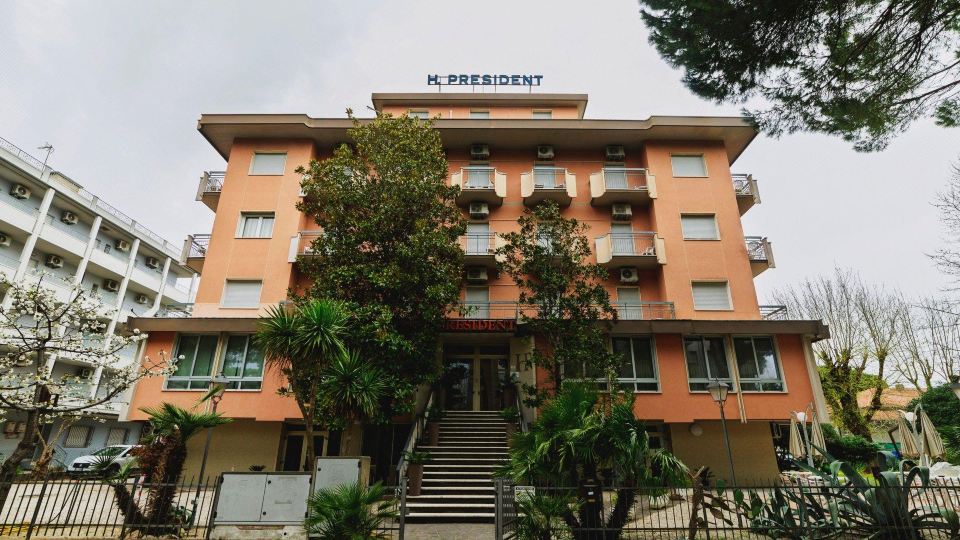 Hotel President