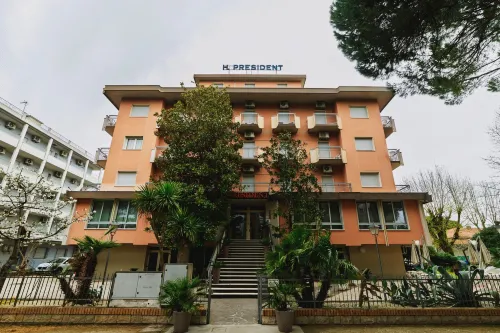 Hotel President - bar