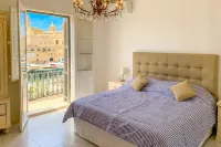 Bougainvillea Breeze & Marina View - Happy Rentals