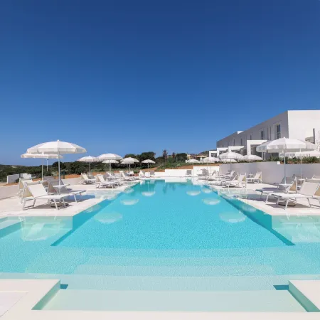 Capo Falcone Charming Apartments