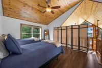 Lakeside: 4 Kings, Room4Groups, Hot Tub, Dock, Firewood - Gym