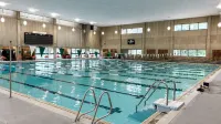 2Br Sleeps 8 Near Penn State, Stadium & Downtown with Hot Tub - 무료 와이파이