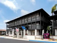 Fairfield Inn & Suites San Diego Old Town Hotels near San Diego International Airport
