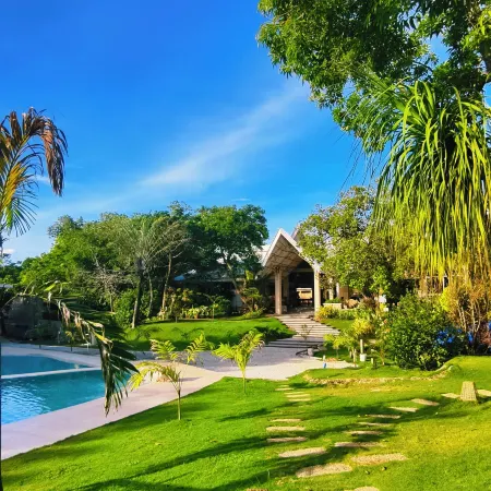 Ogtong Cave Resort