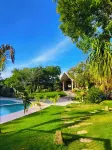Ogtong Cave Resort - Parkplatz