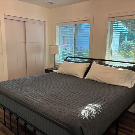 Cozy Condo 1 Bedroom/1 Bath