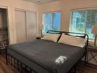 Cozy Condo 1 Bedroom/1 Bath - 4-Star