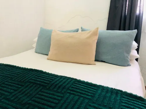 Serenity Heights Backpackers & Tours - Breakfast
