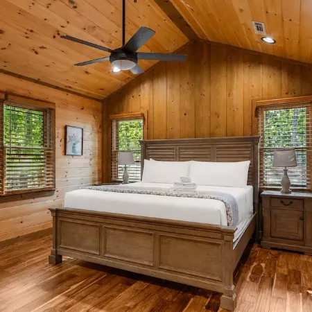 Spacious Mountain Cabin w/Mountain Views, Hot Tub & Game Room!