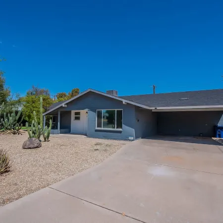 4 Br Tempe Retreat Pool Putt Putt Pool Table