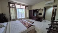 Pondok Serrata Convention, Boutique & Tourist Hotel - parking