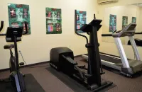 GrandStay Hotel & Suites la Crosse - Gym