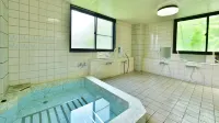Petit Hotel Iris - Homestays