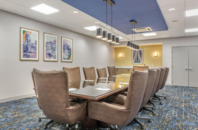 Hampton Inn & Suites Cincinnati/Uptown-University Area photo 5