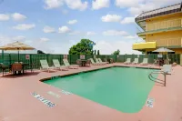 Days Inn by Wyndham El Paso I-10 East - 2-Star