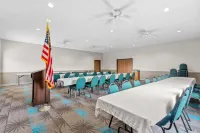 Days Inn by Wyndham Alpena - WiFi
