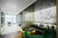 The Laura Hotel, Houston Downtown, Autograph Collection - spa