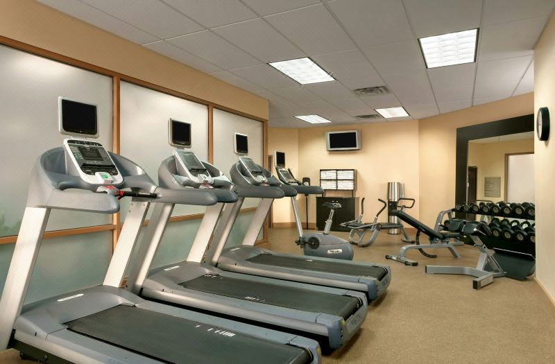 Embassy Suites by Hilton Chicago North Shore Deerfield photo 3
