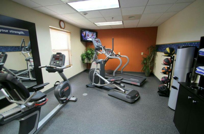 Hampton Inn Williamston photo 3