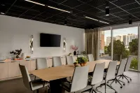 Moxy Charlotte Downtown - 3-Star