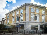 Victoria Inn Hotels near Dulwich